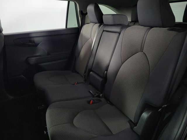 2024 Toyota Highlander LE 4D Sport Utility