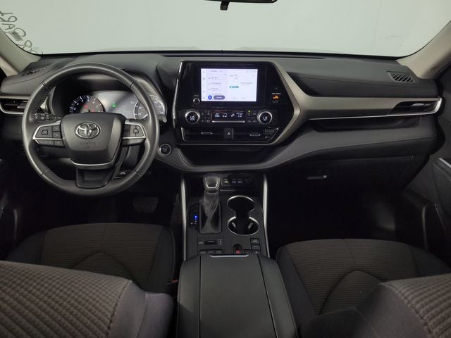 2024 Toyota Highlander LE 4D Sport Utility