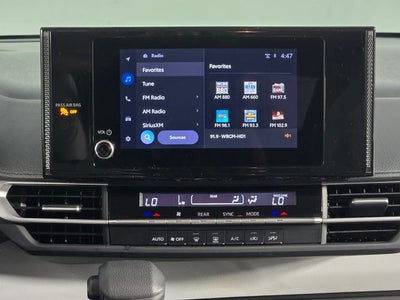 2025 Toyota Sienna LE 8 Passenger