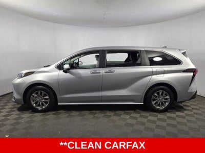 2025 Toyota Sienna LE 8 Passenger
