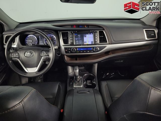 2017 Toyota Highlander XLE 4D Sport Utility