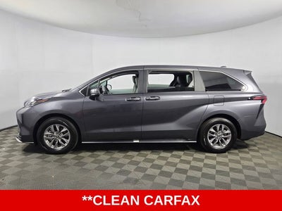2025 Toyota Sienna XLE 8 Passenger