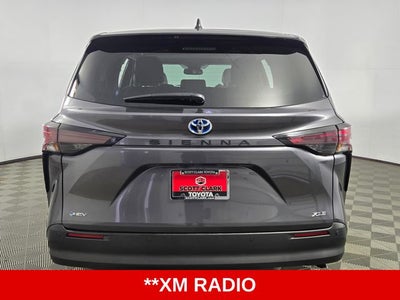 2025 Toyota Sienna XLE 8 Passenger