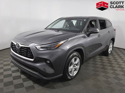 2022 Toyota Highlander LE 4D Sport Utility