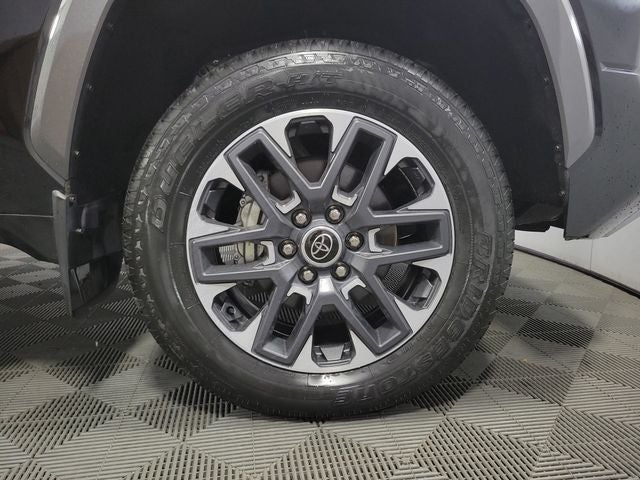 2022 Toyota Tundra Limited 4D Double Cab