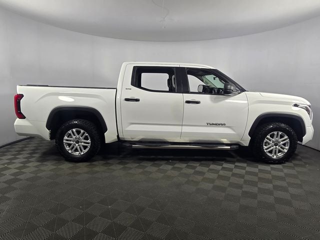 2022 Toyota Tundra SR5 4D CrewMax