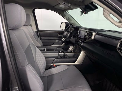 2022 Toyota Tundra SR5 4D CrewMax
