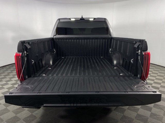 2022 Toyota Tundra SR5 4D CrewMax