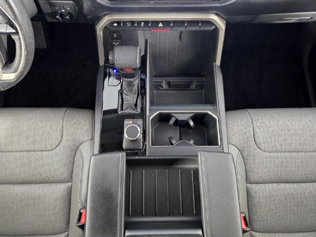 2022 Toyota Tundra SR5 4D CrewMax