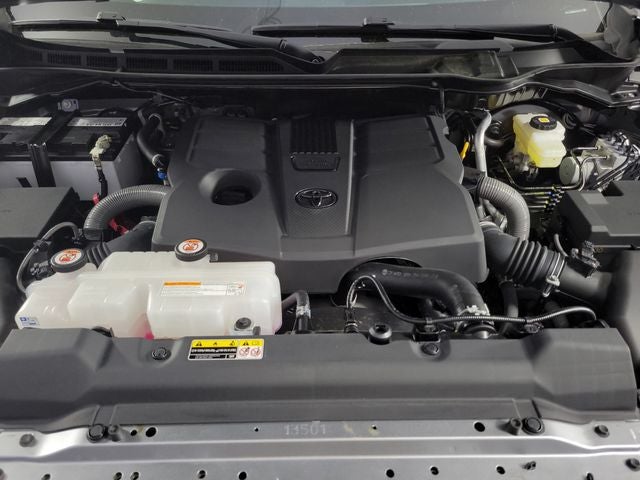 2024 Toyota Tundra SR5 4D CrewMax