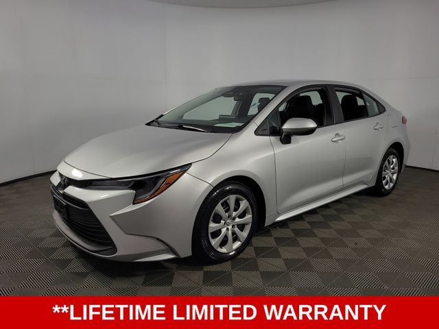 2023 Toyota Corolla LE 4D Sedan