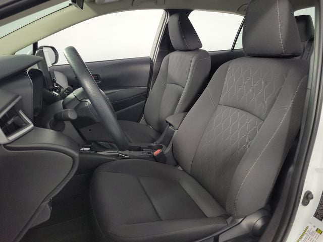 2025 Toyota Corolla LE 4D Sedan