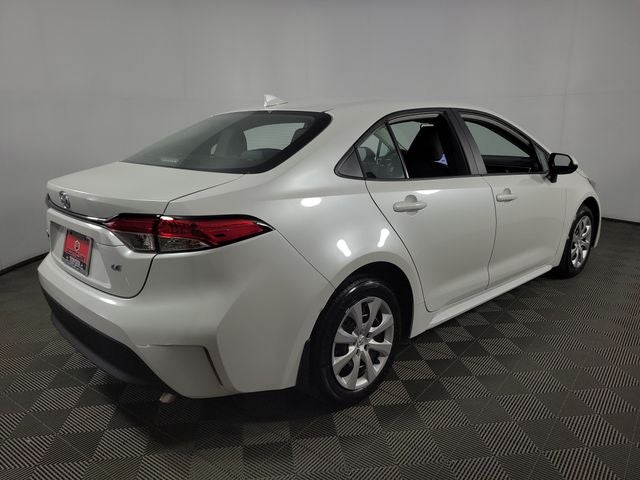 2026 Toyota Corolla LE 4D Sedan