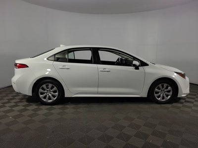 2024 Toyota Corolla LE 4D Sedan