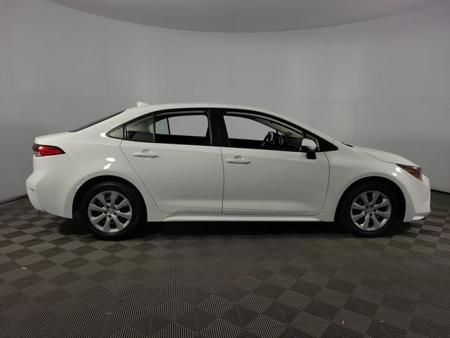 2024 Toyota Corolla LE 4D Sedan