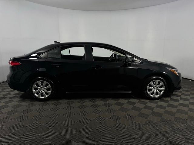 2026 Toyota Corolla LE 4D Sedan