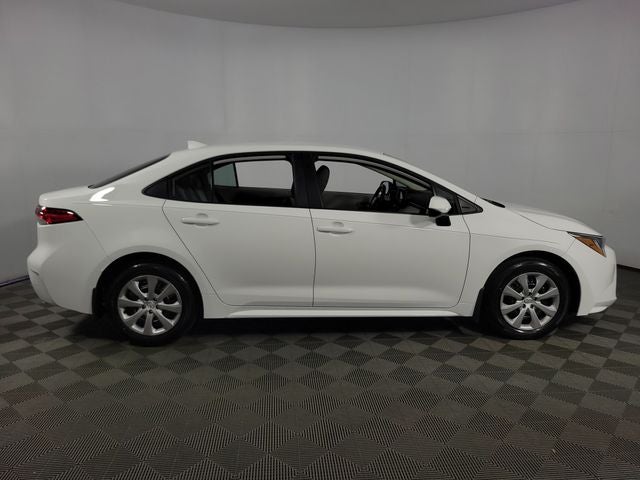 2026 Toyota Corolla LE 4D Sedan