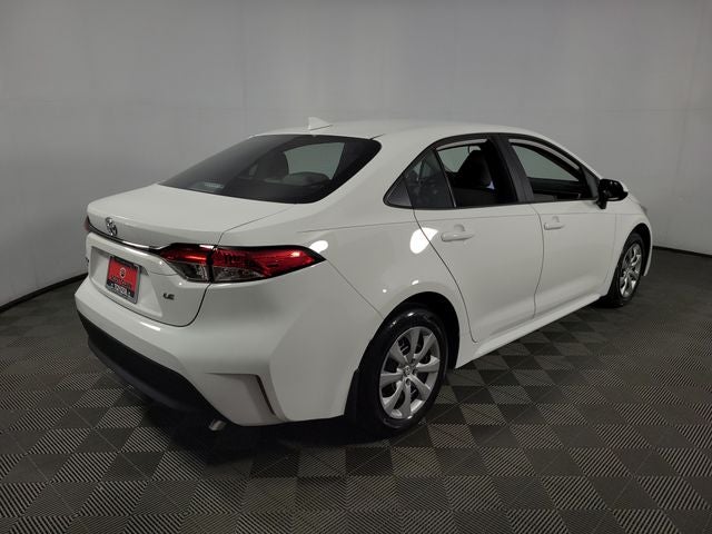 2026 Toyota Corolla LE 4D Sedan
