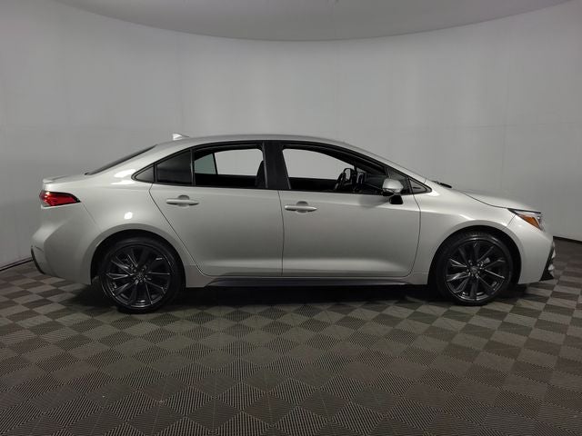 2025 Toyota Corolla SE 4D Sedan