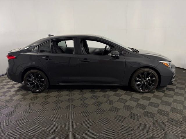 2025 Toyota Corolla SE 4D Sedan