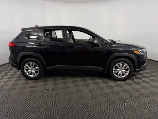 2024 Toyota Corolla Cross L 4D Sport Utility
