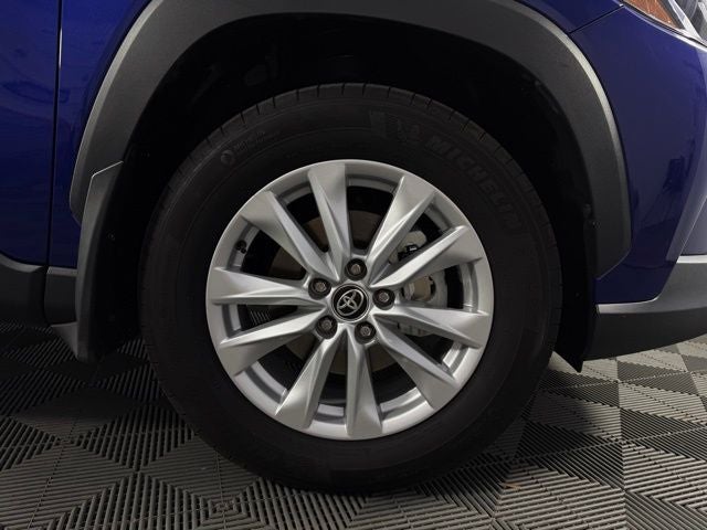 2024 Toyota Corolla Cross LE 4D Sport Utility