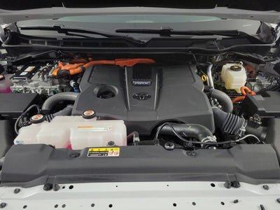 2025 Toyota Sequoia Platinum 4D Sport Utility