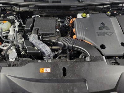 2024 Mitsubishi Outlander PHEV SE 4D Sport Utility