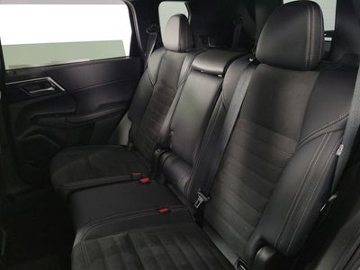 2024 Mitsubishi Outlander PHEV SE 4D Sport Utility