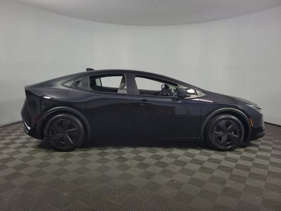 2025 Toyota Prius LE 5D Hatchback