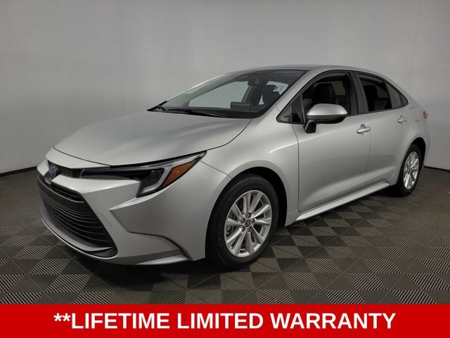 2025 Toyota Corolla Hybrid LE 4D Sedan