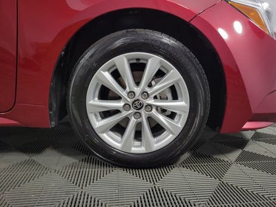2025 Toyota Corolla Hybrid LE 4D Sedan