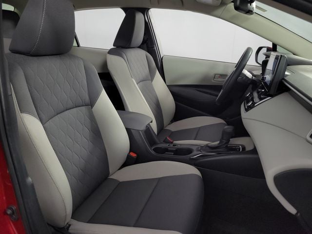 2025 Toyota Corolla Hybrid LE 4D Sedan