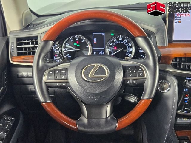 2016 Lexus LX 570 4D Sport Utility
