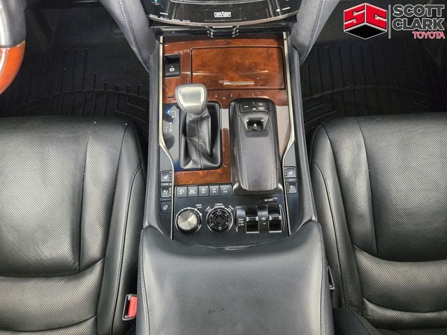 2016 Lexus LX 570 4D Sport Utility