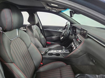 2023 Genesis G70 2.0T 4D Sedan