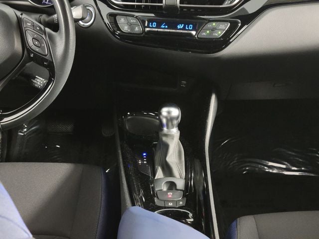 2021 Toyota C-HR XLE 4D Sport Utility