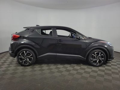 2021 Toyota C-HR XLE 4D Sport Utility