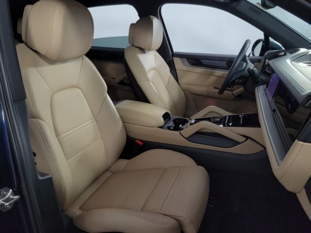 2025 Porsche Cayenne Base 4D Sport Utility