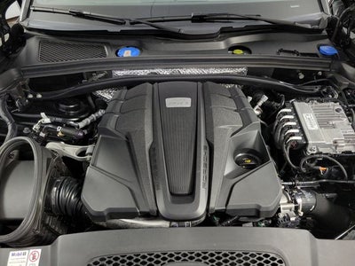 2024 Porsche Macan S 4D Sport Utility