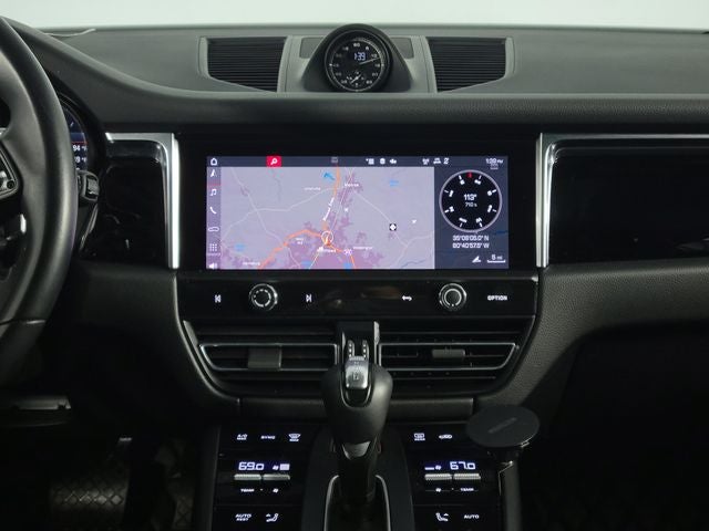 2024 Porsche Macan S 4D Sport Utility