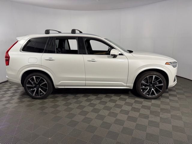 2021 Volvo XC90 T6 Momentum 4D Sport Utility