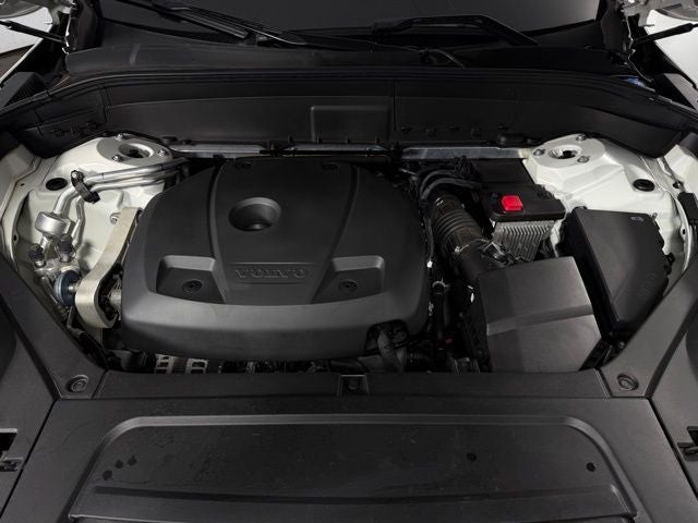 2021 Volvo XC90 T6 Momentum 4D Sport Utility