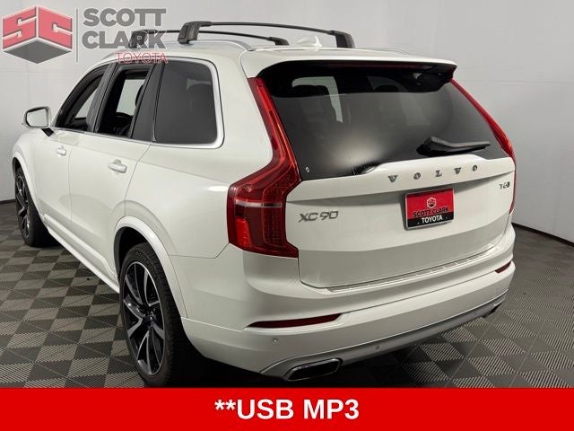 2021 Volvo XC90 T6 Momentum 4D Sport Utility