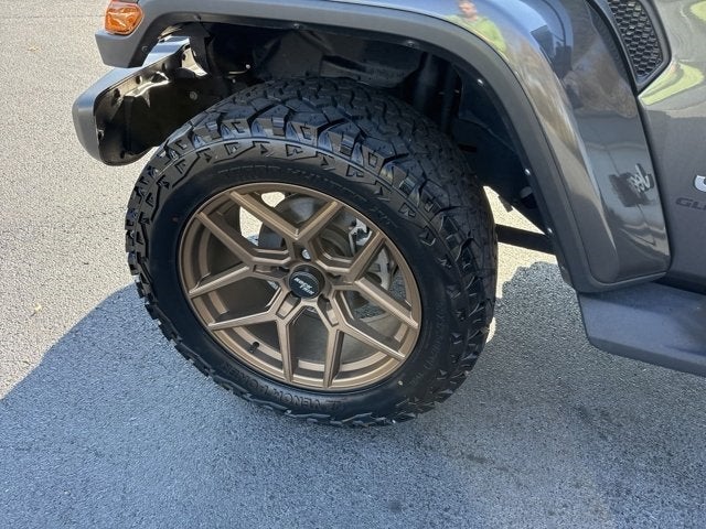 2022 Jeep Gladiator Overland