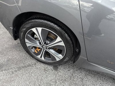 2021 Nissan LEAF SV