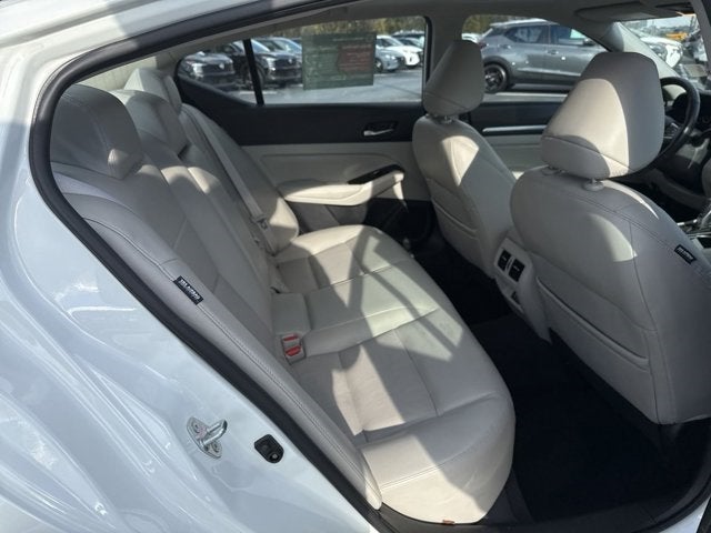 2021 Nissan Altima 2.5 Platinum