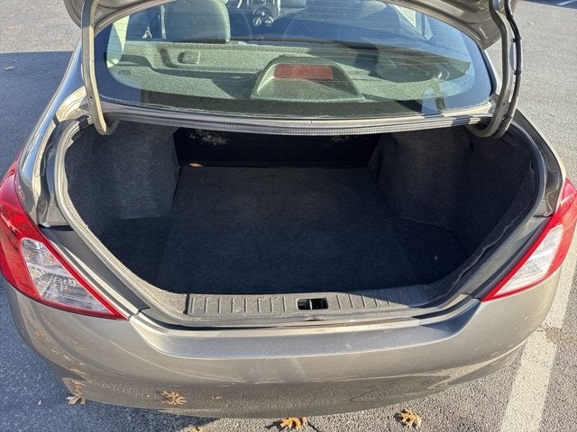 2012 Nissan Versa SV