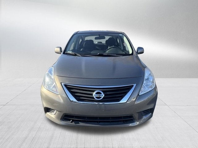 2012 Nissan Versa SV