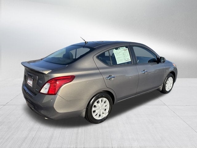 2012 Nissan Versa SV